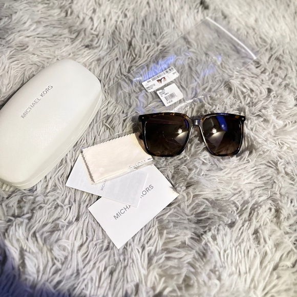 Michael Kors Culebra Sunglasses - Picture 4 of 6